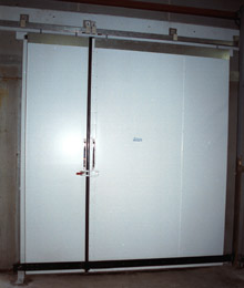 aeti0177.jpg (16109 bytes)